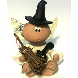 Angel Cheeks Halloween Figurine “Witch Hat and Broom” 2001 Russ Kirk Critters